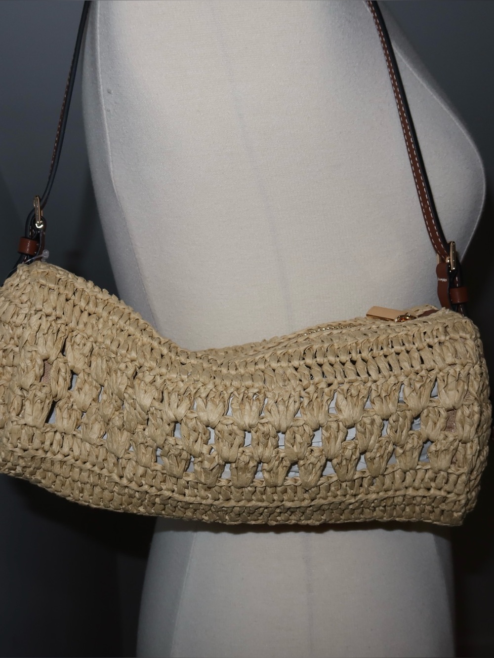 H&M Raffia Barrel Shoulder Purse - Picture 3 of 4